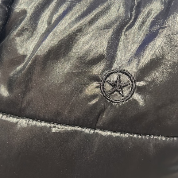 Converse Vest - Picture 7 of 9